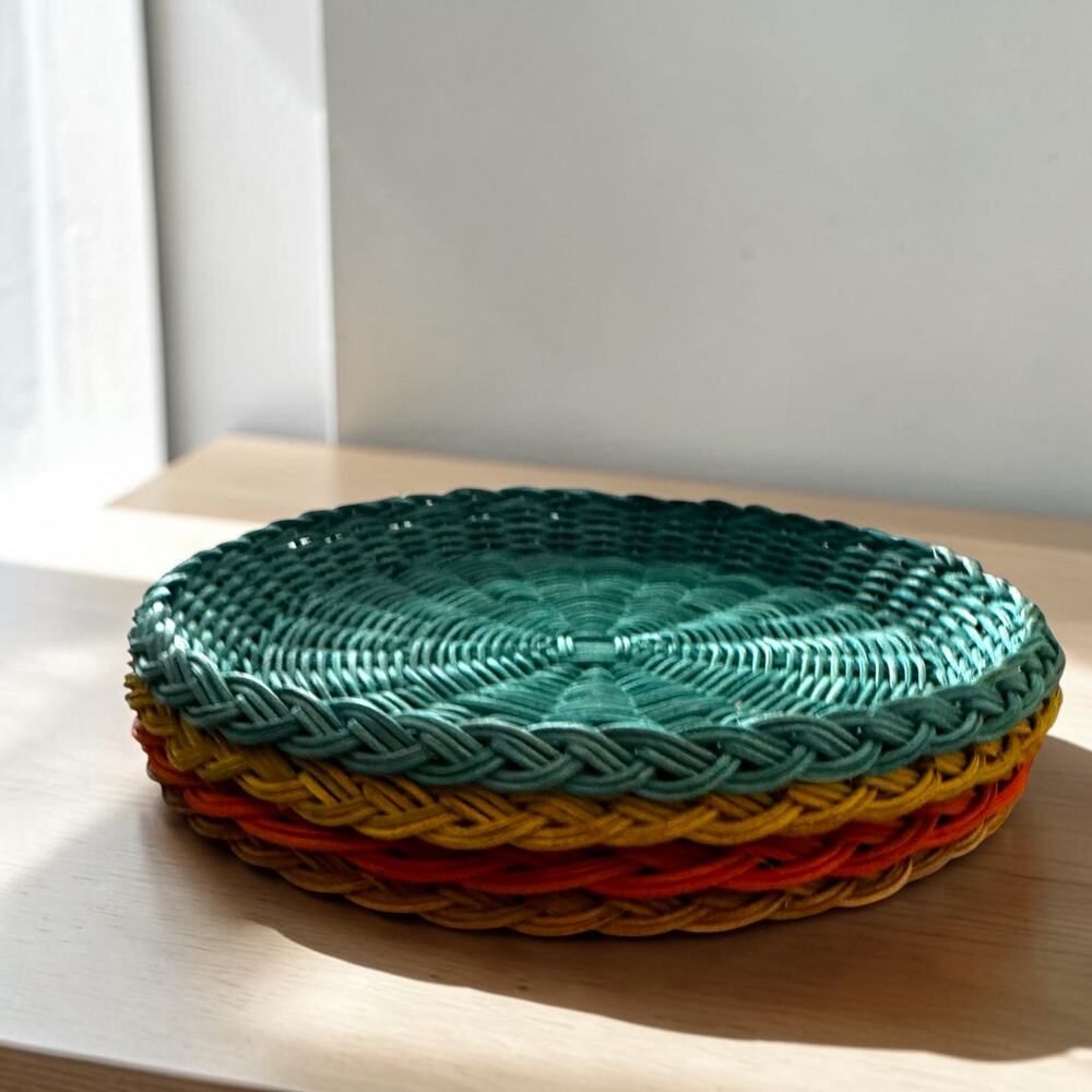 Vintage Round Wicker Basket Tray Set, Colorful Rattan Nesting Baskets, Boho